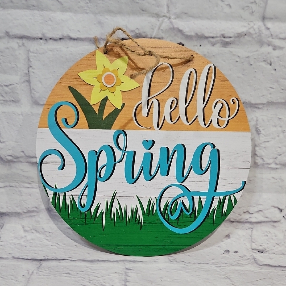 Hello Spring Round Wooden Sign - Picture 1 of 3